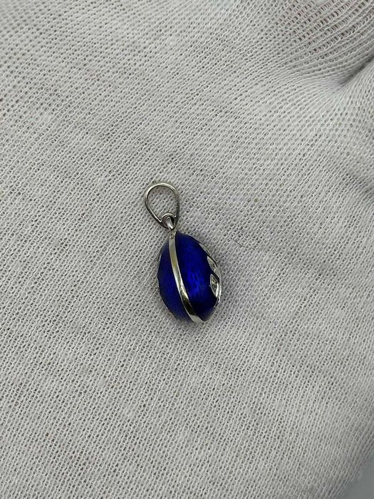 LANT + PANDANTIV AUR alb 14K - OU de Paste + Email - Model Faberge !