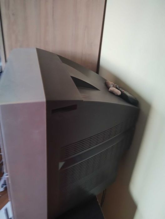 Телевизор Toshiba Bomba