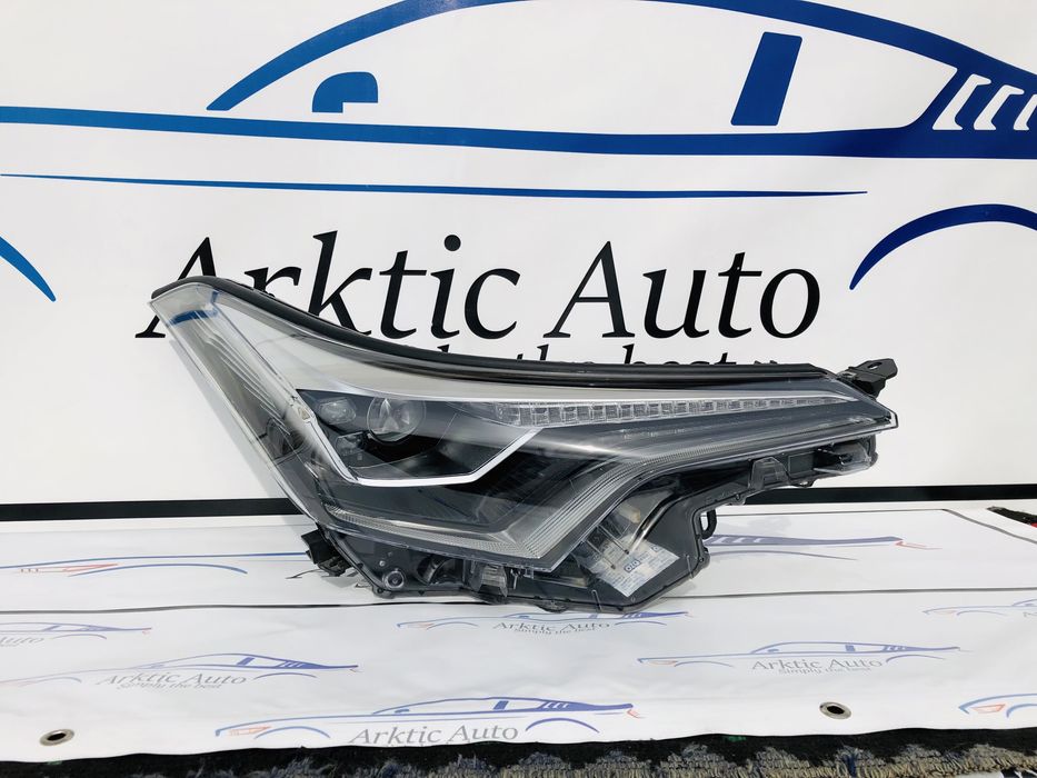 Far dreapta Full Led Toyota C-HR cod 81110-F4170