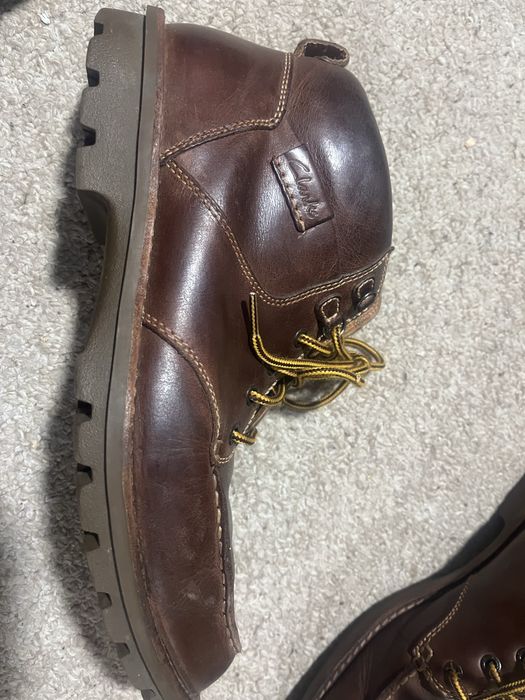 Мъжки боти от естествета кожа Clarks