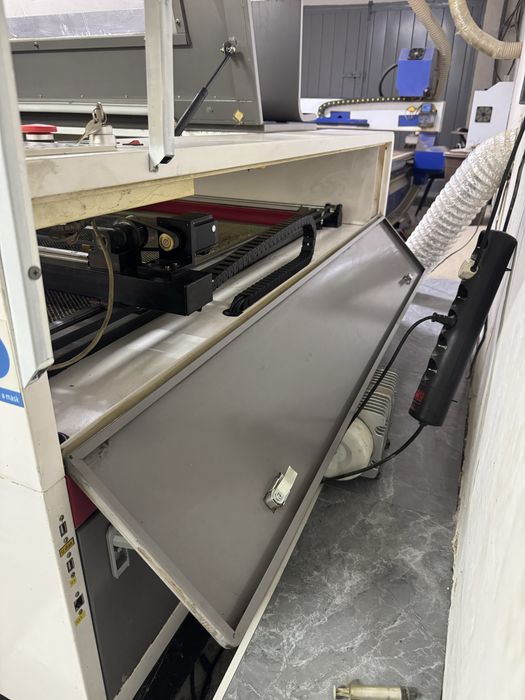 Лазерный станокк