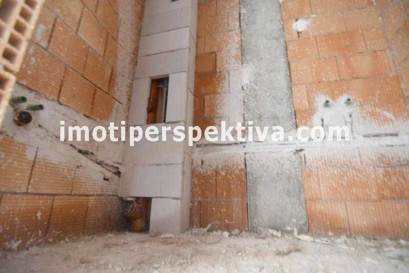 Продава се Двустаен апартамент в Пловдив, Христо Смирненски - 82 кв.м за 1035 €/кв.м - Снимка #5