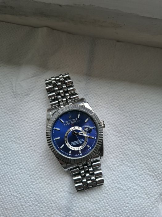 Vand rolex sky dweller albastru