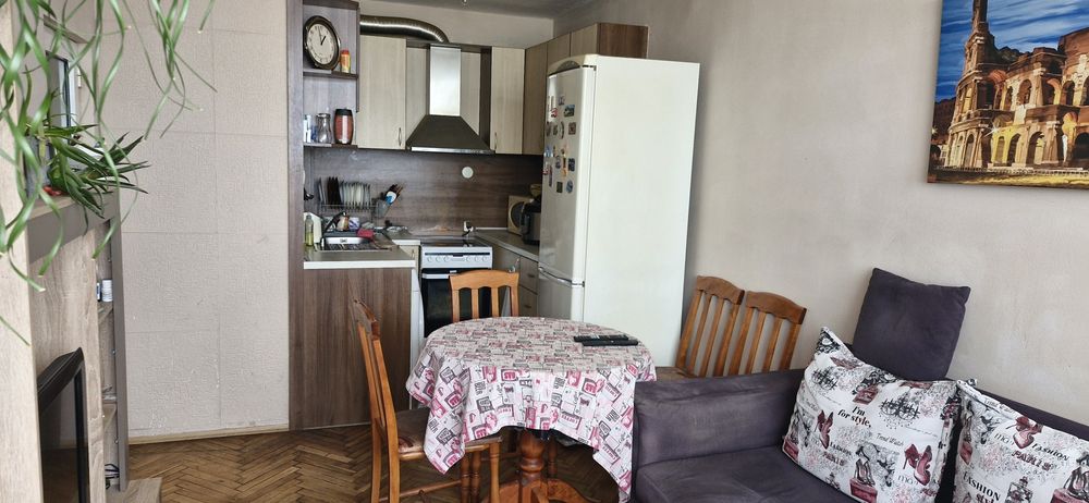 Продава се Тристаен апартамент в Варна, Чайка - 71 кв.м за 3522 €/кв.м - Снимка #1