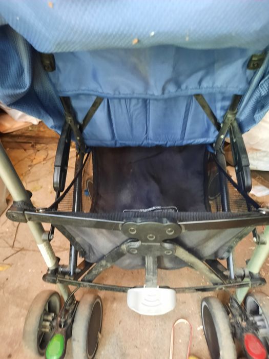 Коляска прогулочная