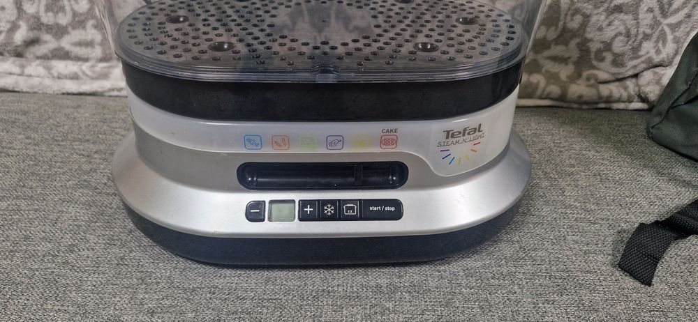 Уред за готвене на пара Tefal Steam N' Light VC3008  Отлично състояние