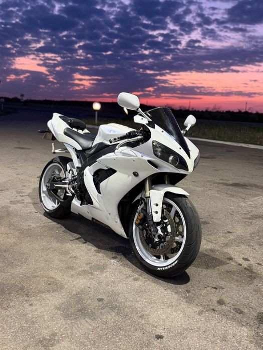 Yamaha R1 RN12 2005 180cp