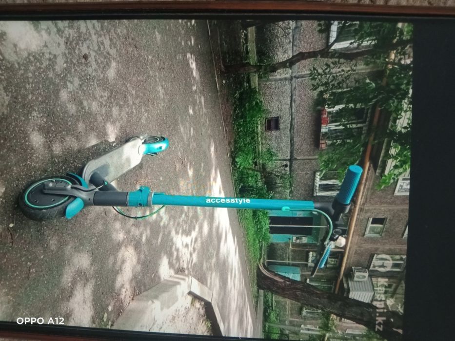 Срочно продам электросамокат