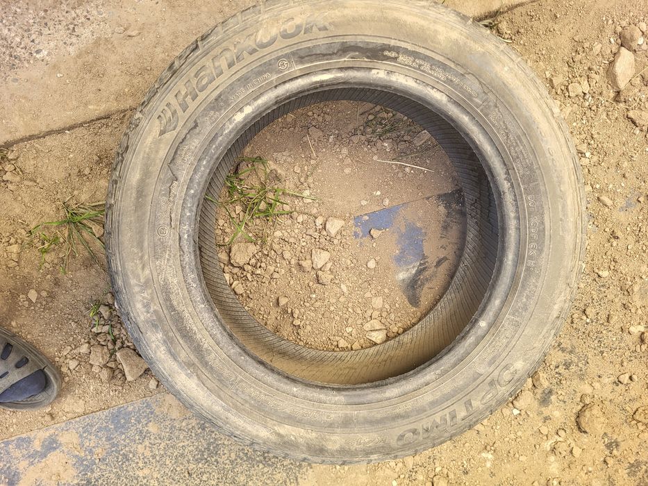 Продам шины летние 15 размера.