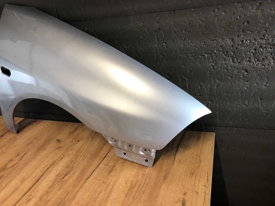 Aripa Fata Dreapta Seat Ibiza An 2002-2008 (S7Y (Gri Deschis))