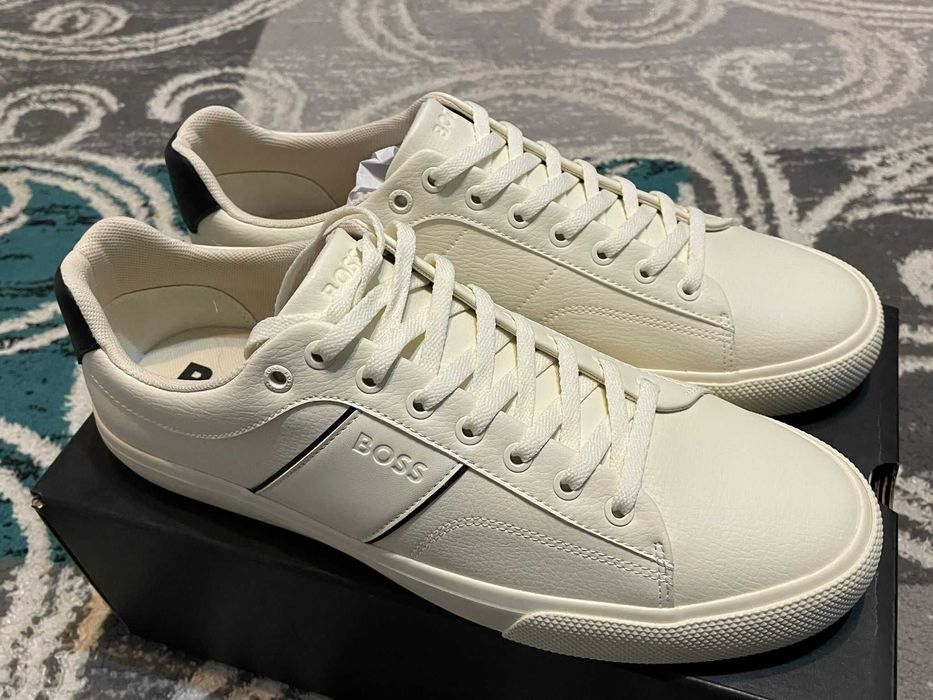 BOSS Sneakers- Aiden Tenn nr 44