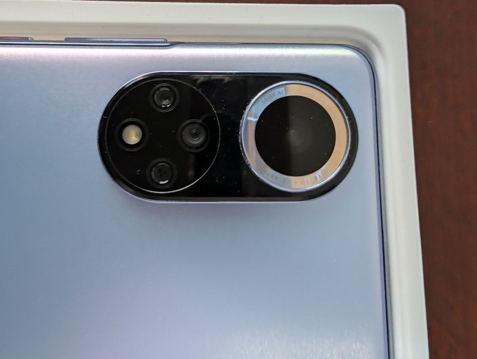 Telefon Huawei Nova 9 Dual  sim + smartwatch Apple