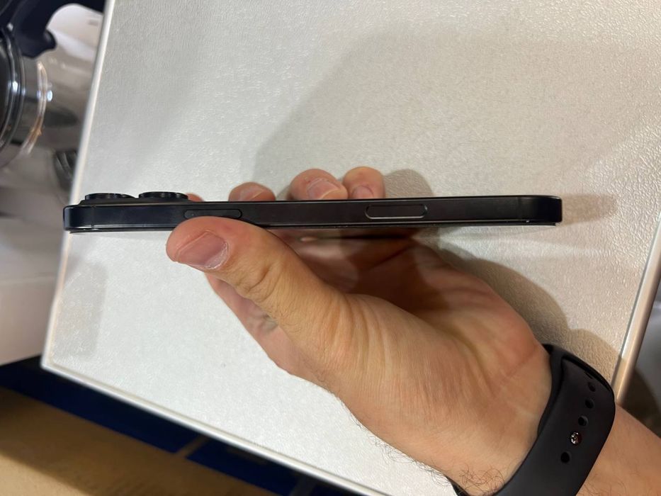 iphone 16 max 256gb