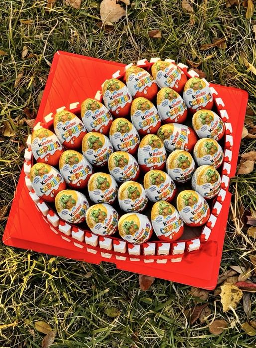 Киндер торт букет корзина