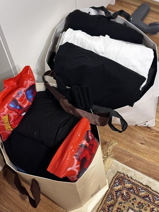 Продам два пакета вещей на мальчика 12-13 лет