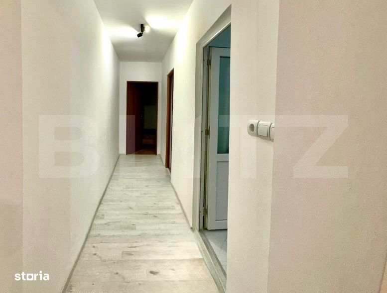 Apartament de vanzare 3 camere, 65 mp,etaj 1,Cetate