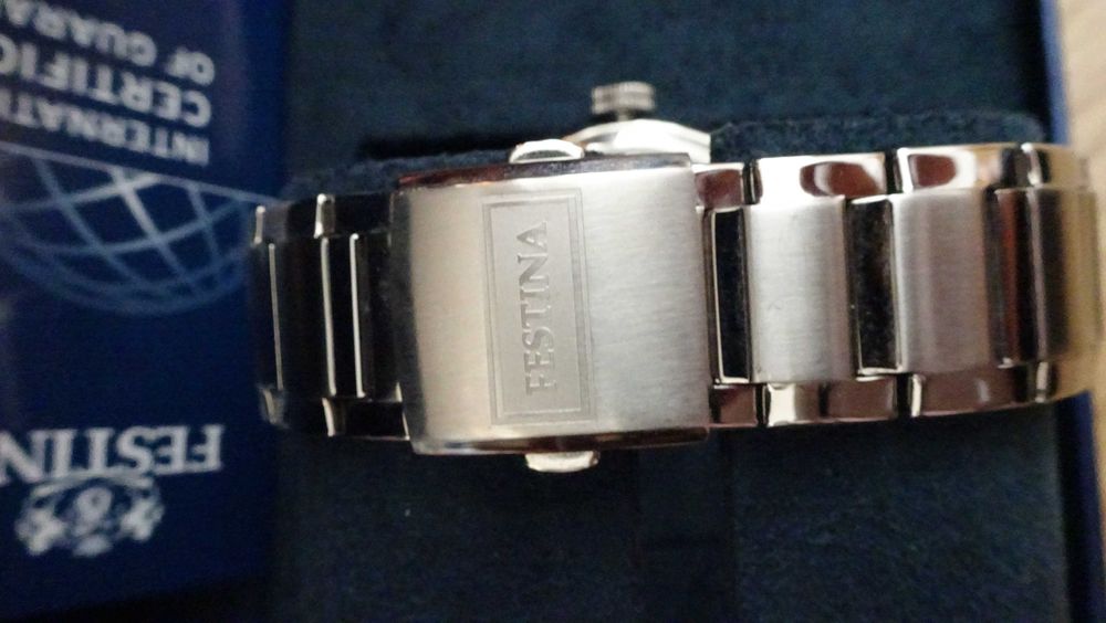 Часовници Armani; Guess; Cerruti; Festina; Mio; Polar нови/използвани