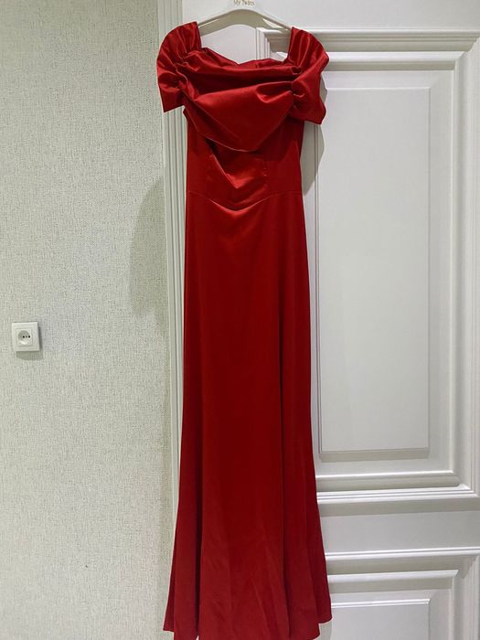 Платья для девушек