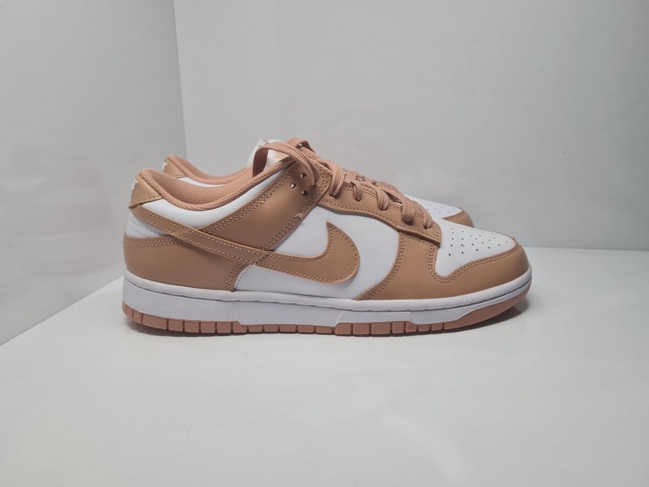 Кецове Nike Dunk Low

Чисто нови с кутия.

Размер 42.5 стелка 27 см.

Цена 70 евро.