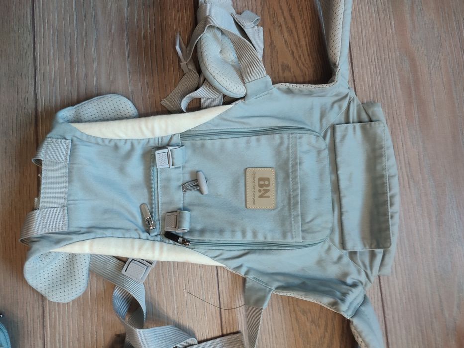 Sistem de purtare Baoneo, stare foarte buna