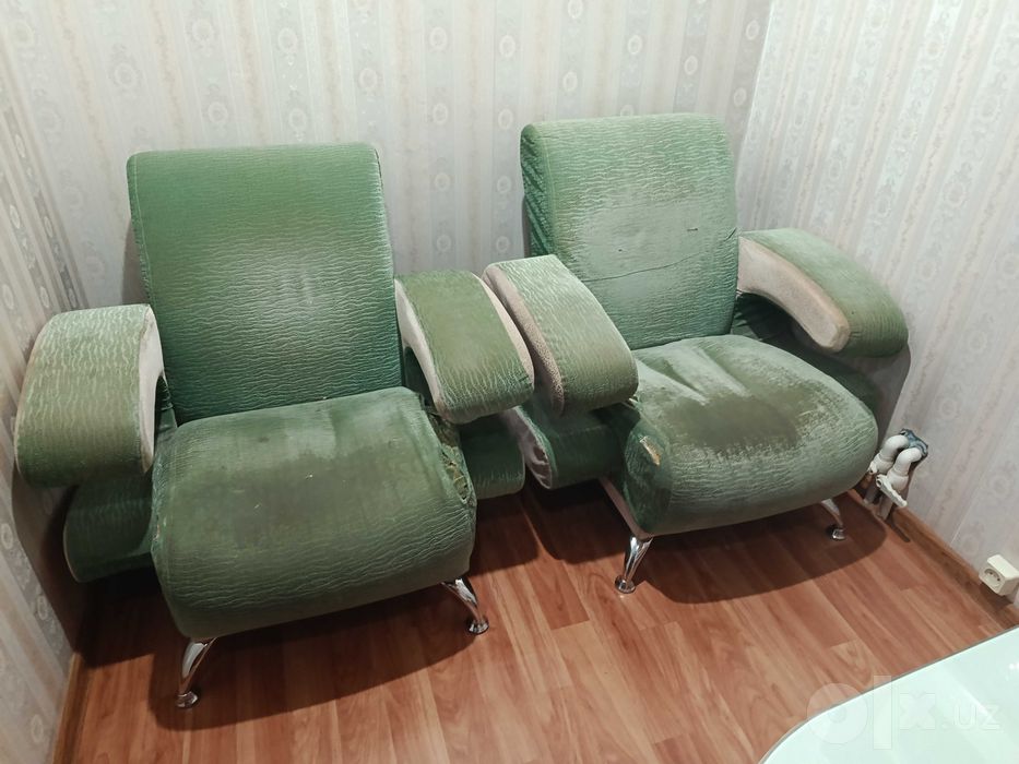 кресло мягкие - 2 штуки