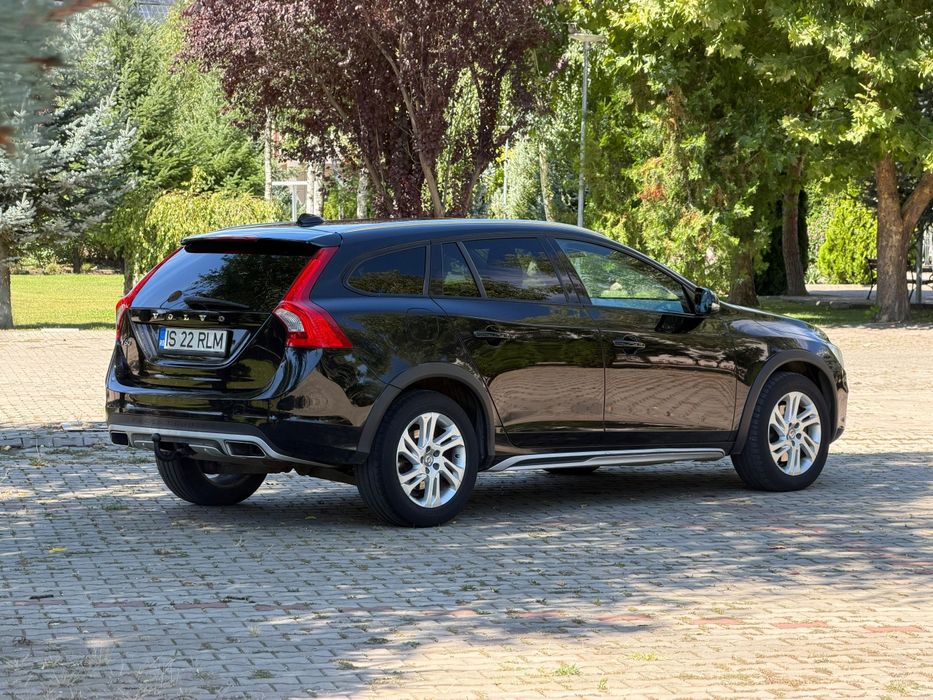 VOLVO V60 2016 — imagine 5