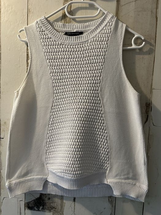 Топ Armani Exchange