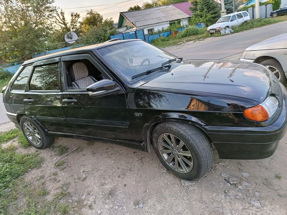 Продам ваз-2114 .