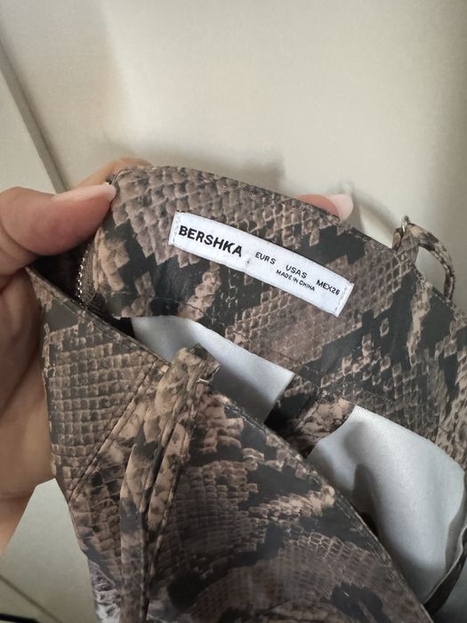 Rochie dama model deosebit