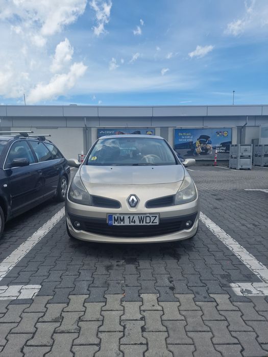 Renault Clio 1.4 16V - 2006 | AC | Trapă