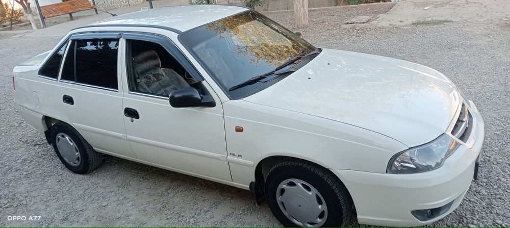 Нексия 2 сотилади