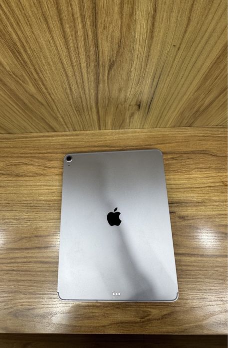 iPad Air M2 space gray 97%