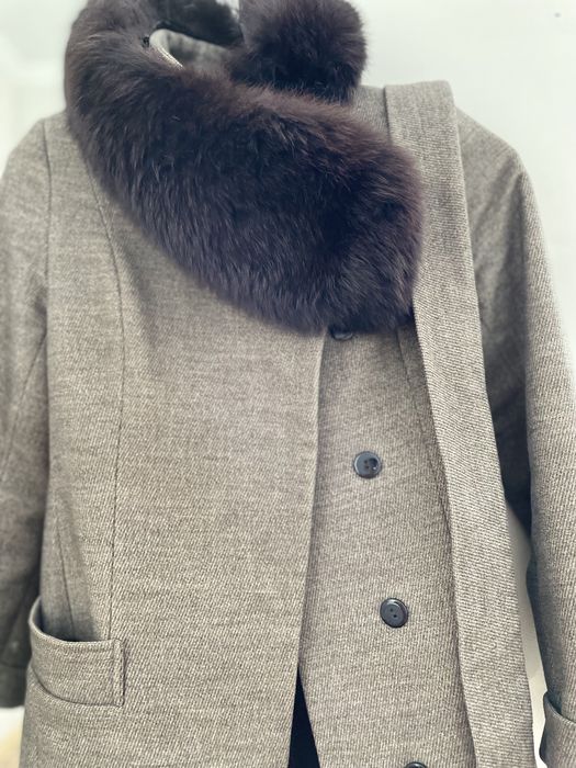 Продам зимнее пальто Астана