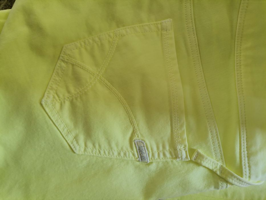 Чисто нови страхотни дънки gas