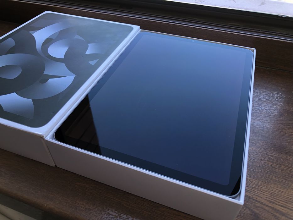 iPad Air 5 M1 IDEAL  sotladi