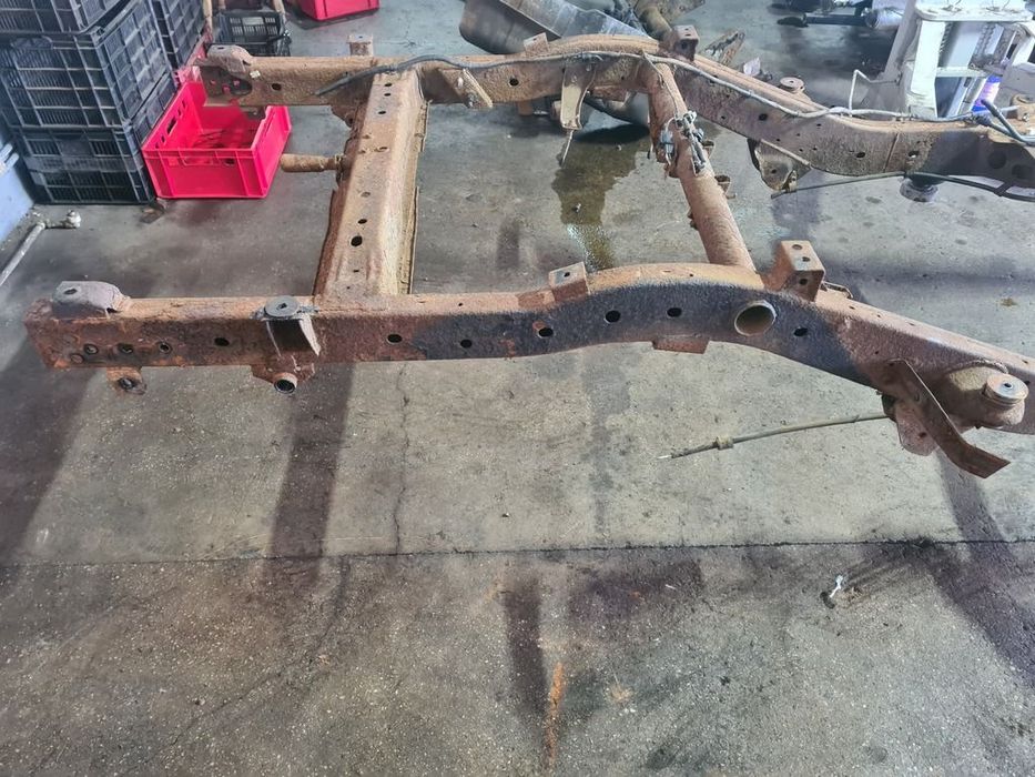 Sasiu Mitsubishi L200 Facelift 2.5 Diesel 2014 2010 - 2015 SUV (911)