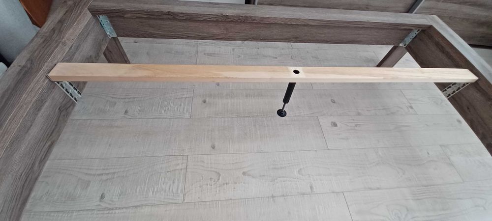 Спално легло за матрак 160/200 см. Само рамката