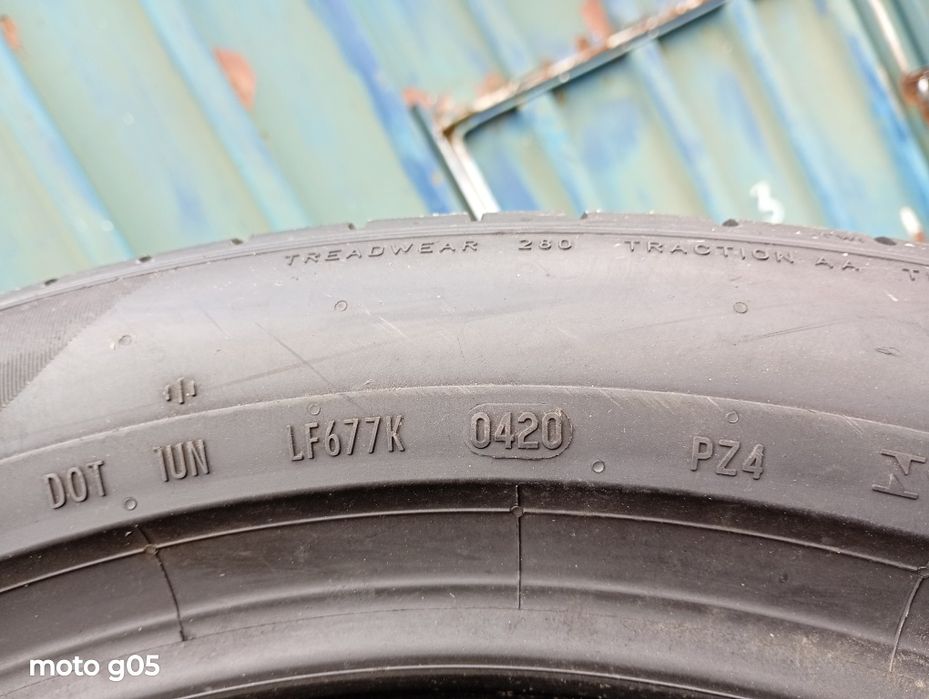 Anvelope vara Pirelli 235 50 19