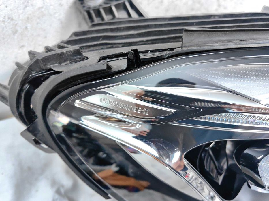 Оригинален фар Мерцедес ГЛЦ 253  Mercedes GLC 253 Led