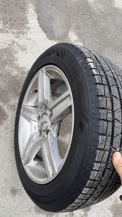 Шина с дисками..