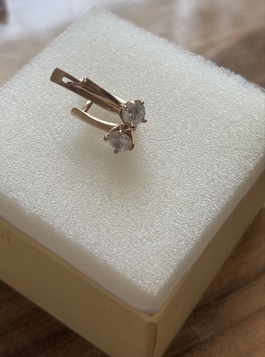 Продам золотые украшения