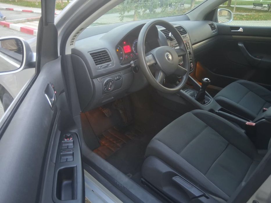 VOLKSWAGEN Golf 2006 — imagine 3