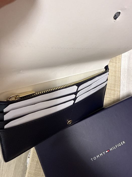 Портфейл Tommi Hilfiger