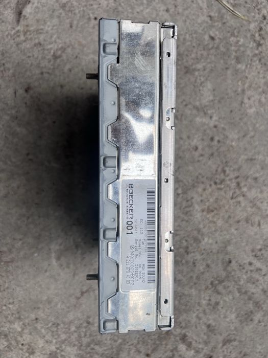 Усилвател Becker Mercedes Harman Kardon Logic 7