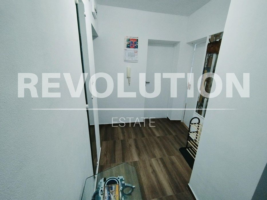 Дава се под наем Тристаен апартамент в Варна, Гръцка махала - 60 кв.м за 550 € - Снимка #12