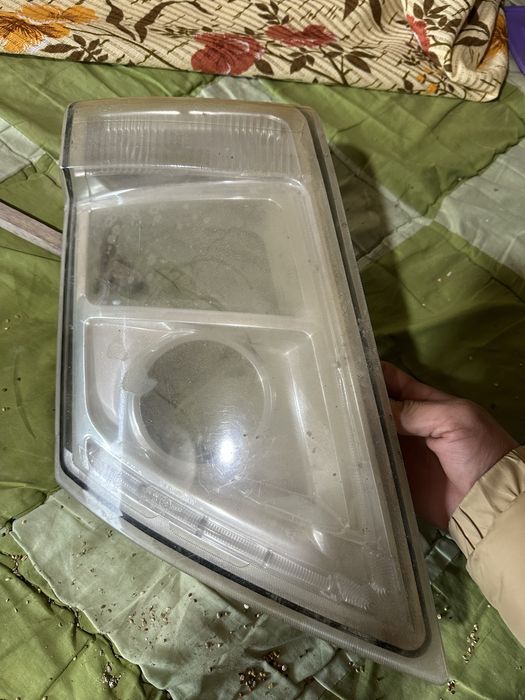 Фара на вольво евро5 бу