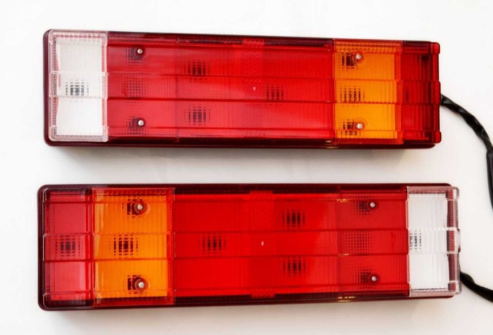 1 бр. универсални задни стопове за МЕРЦЕДЕС MERCEDES с крушки 12-24V