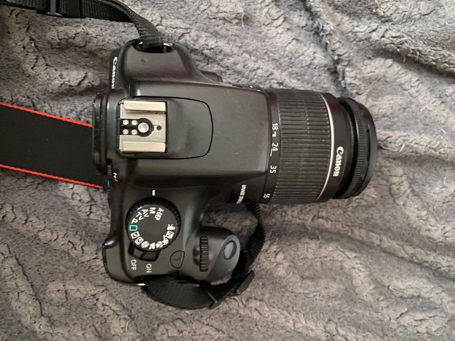Срочно продам камеру canon 1100D