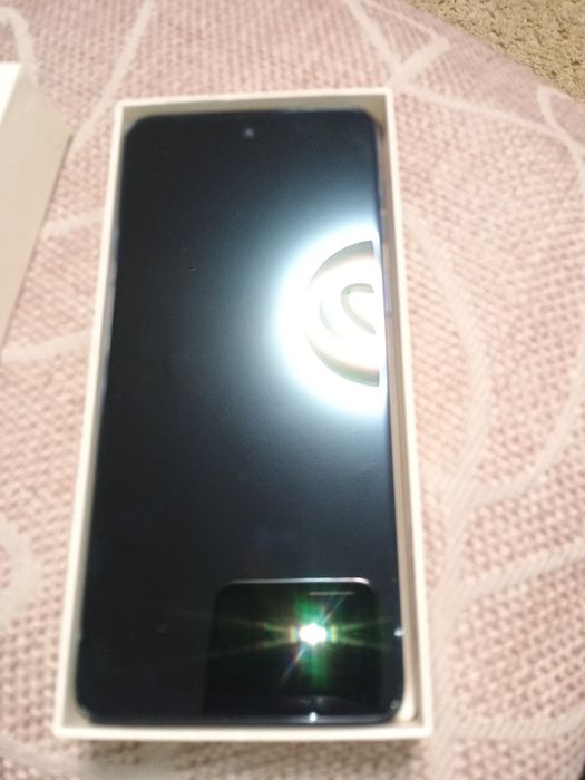 Vând tel.Motorola G54 power edition negru