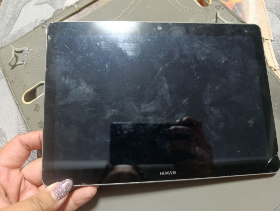 Продам Планшет huawei